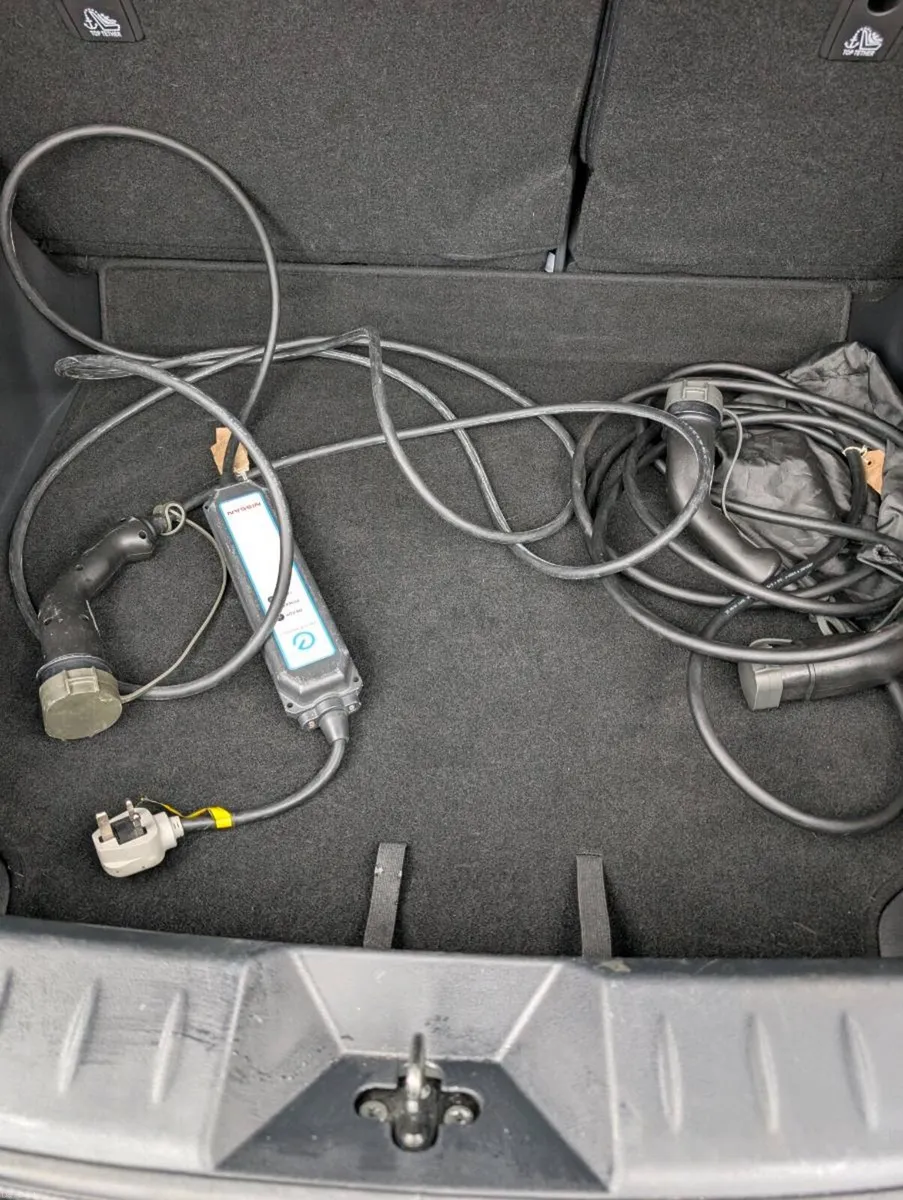 Nissan Leaf - Image 2