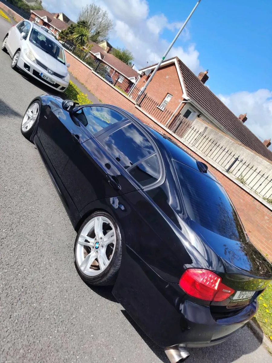 Bmw e90 318D - Image 2