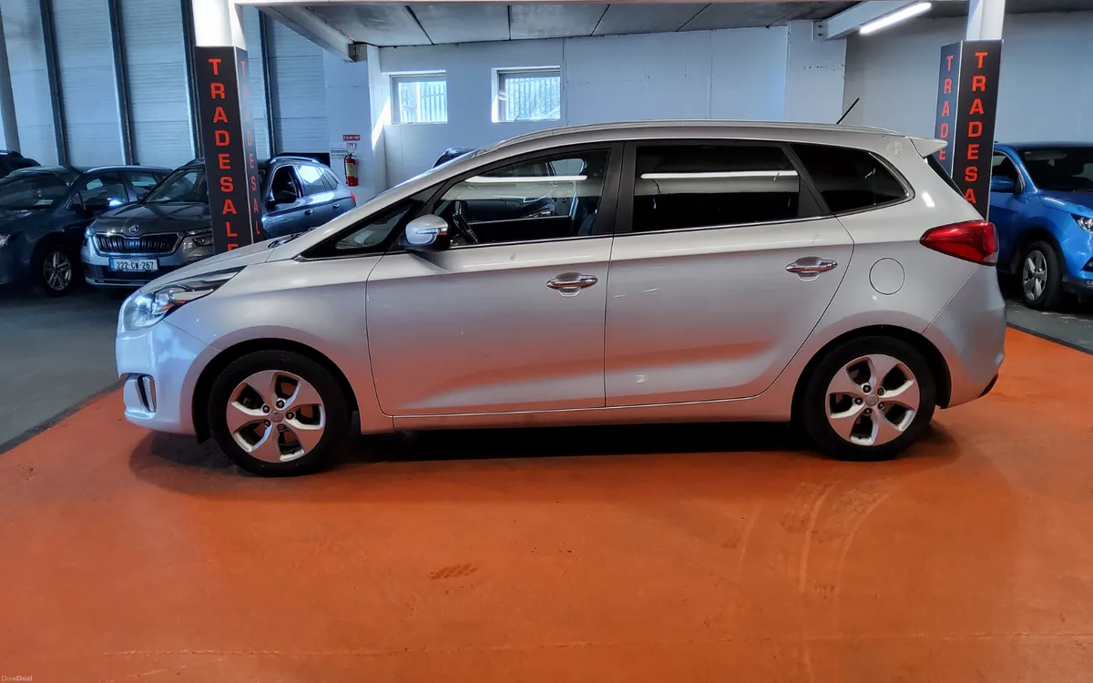 Kia Carens 2014 - Image 4