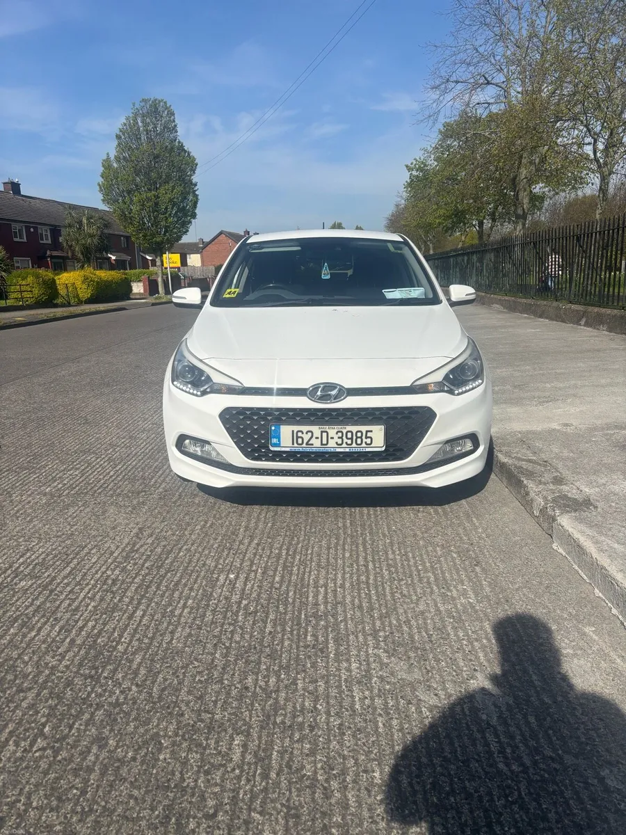 2016 Hyundai I20 - Image 2