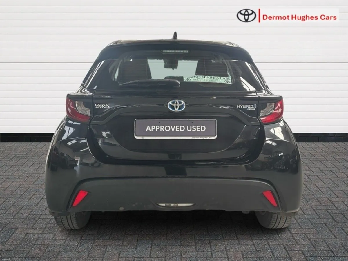 Toyota Yaris HYBRID LUNA 4DR AUTO - Image 4