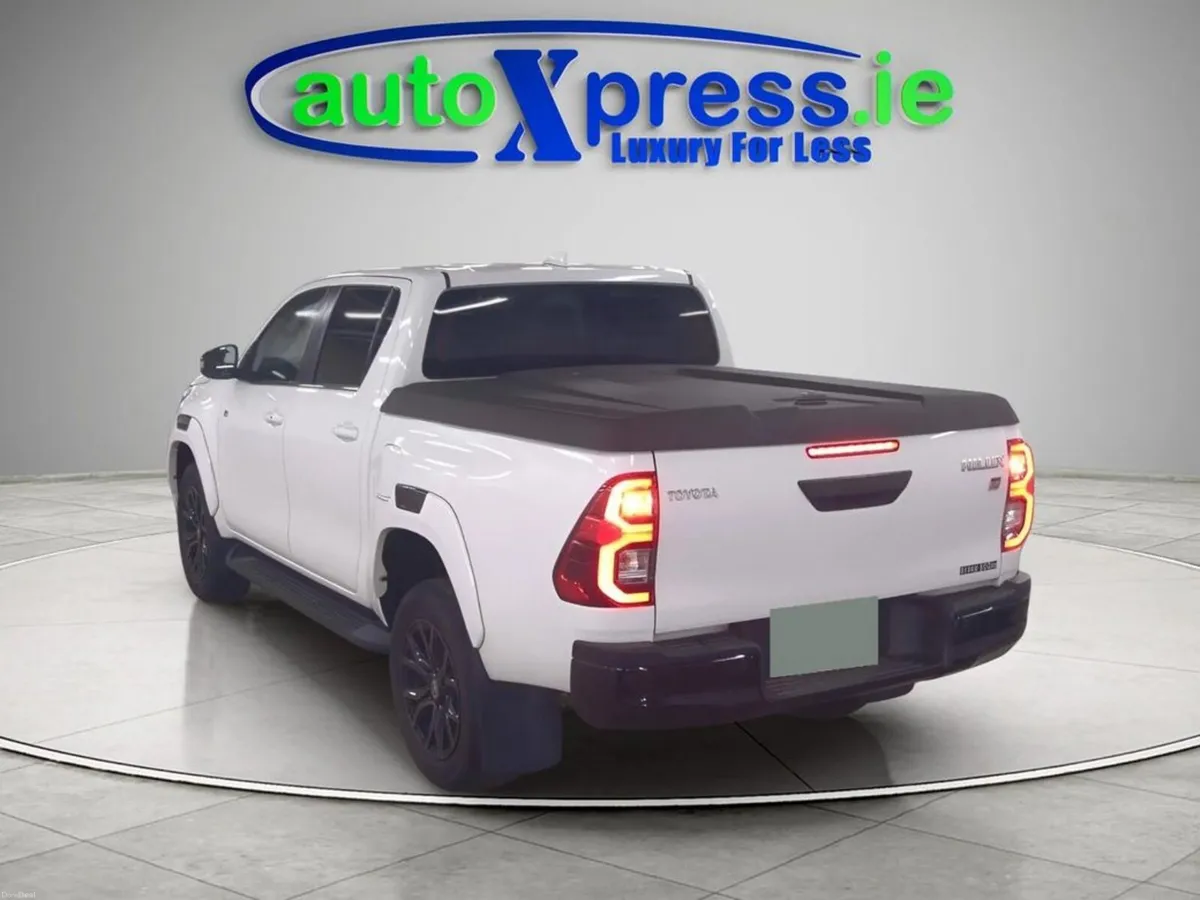 Toyota Hilux 4WD GR SPORT, 360 camera, Low mileage - Image 3