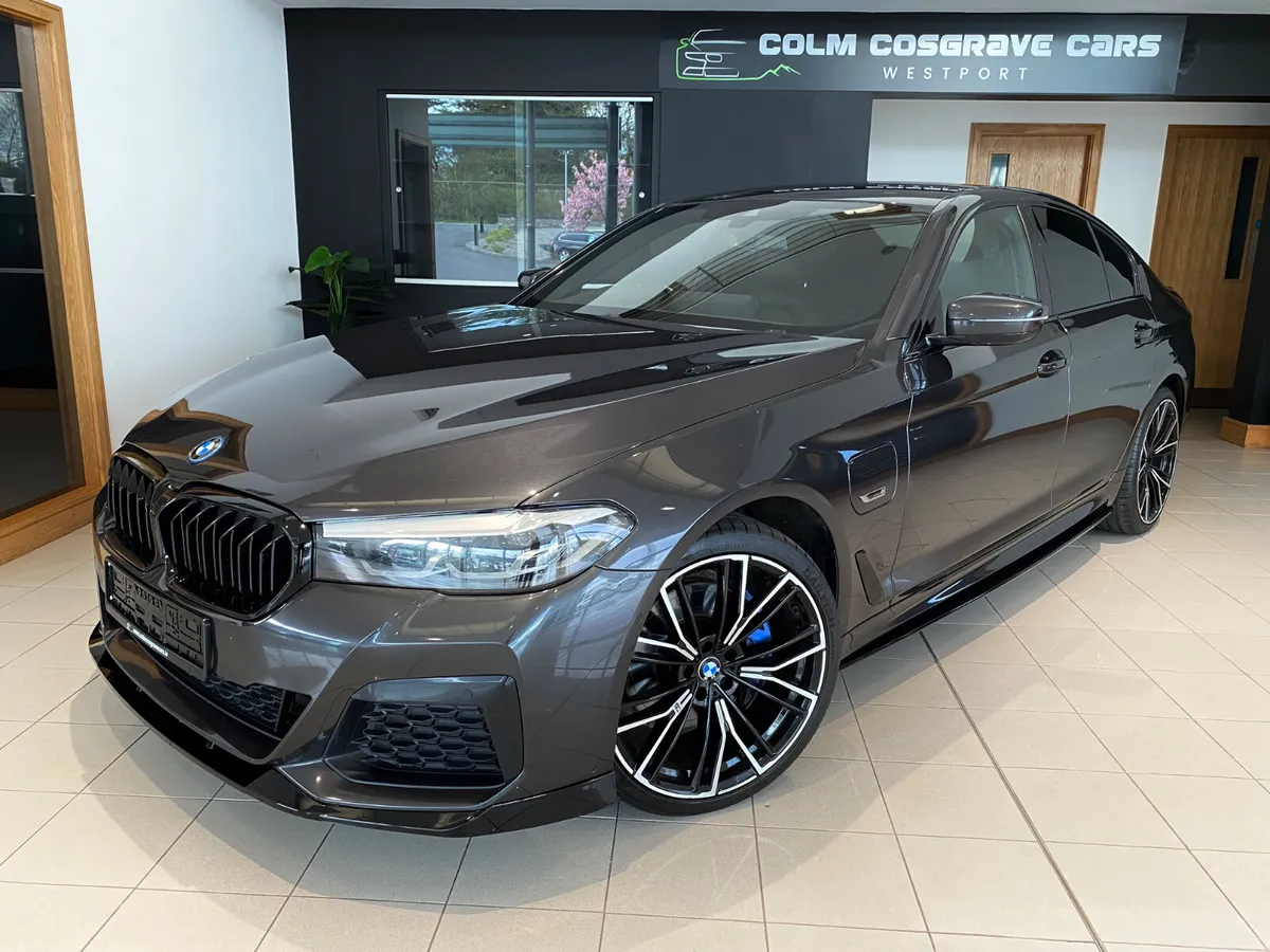 BMW 5-Series 2023 530E xDrive Msport - Image 3