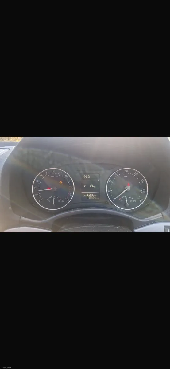 Skoda Octavia 2012 - Image 2