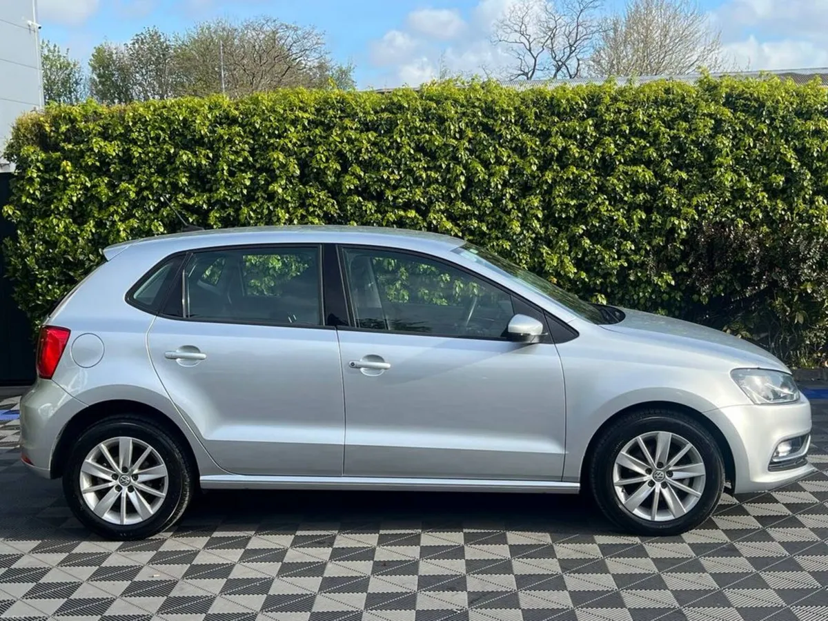 Volkswagen Polo COMFORTLINE 1.2 TSI // VERY LOW MI - Image 2