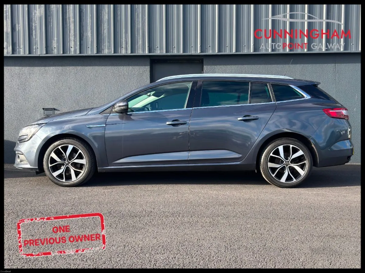 Renault Megane 1.5d Sport Tourer Iconic - Image 3