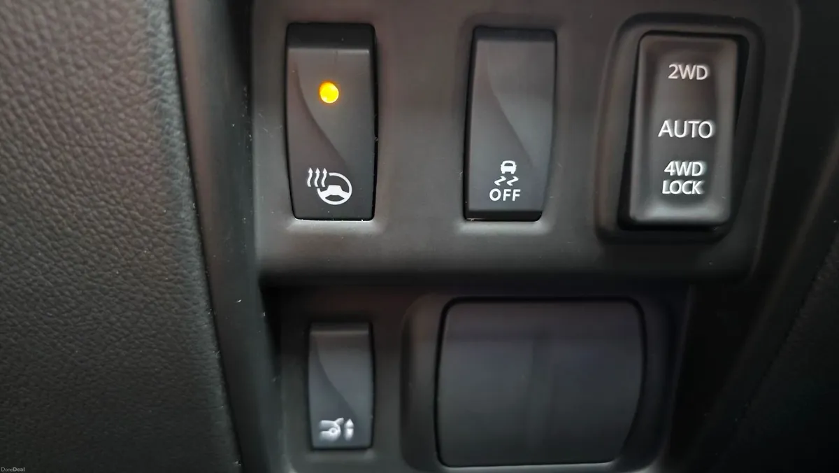 Renault Koleos 2.0Dci Sig Nav 175Auto Xtronic 4WD - Image 6