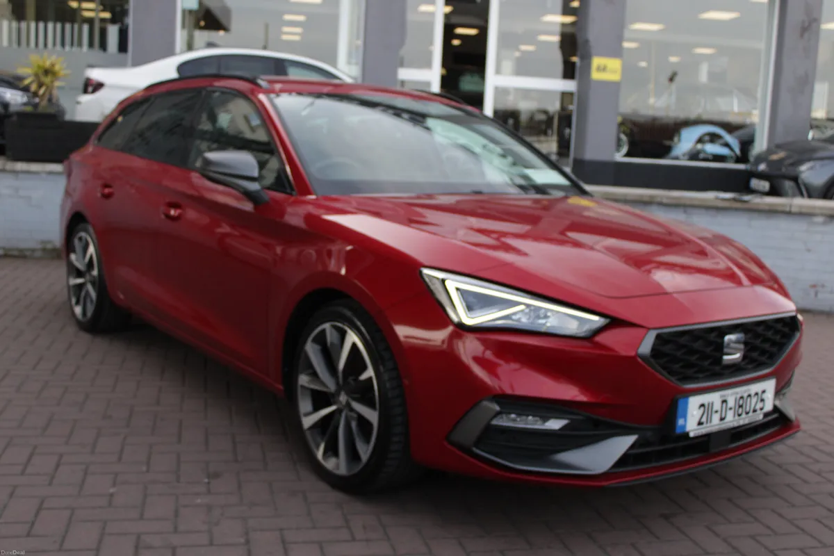 2021 SEAT LEON 1.5ETSI 150BHP DSG FR 5DR - Image 2