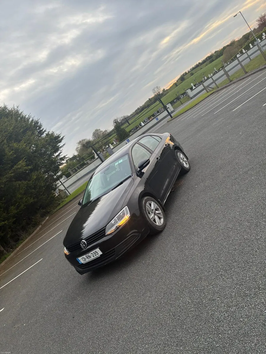Volkswagen Jetta - Image 1