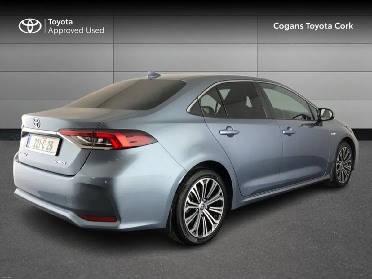 Toyota Corolla HYBRID LUNA SP SPORT 4DR - Image 2
