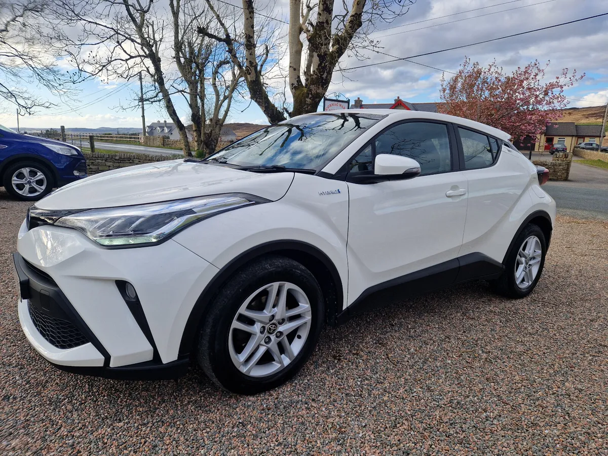 Toyota C-HR 2022 - Image 3