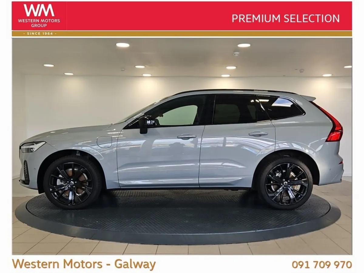 Volvo XC60 Plus Black Edition T6 350 PHEV - Image 6