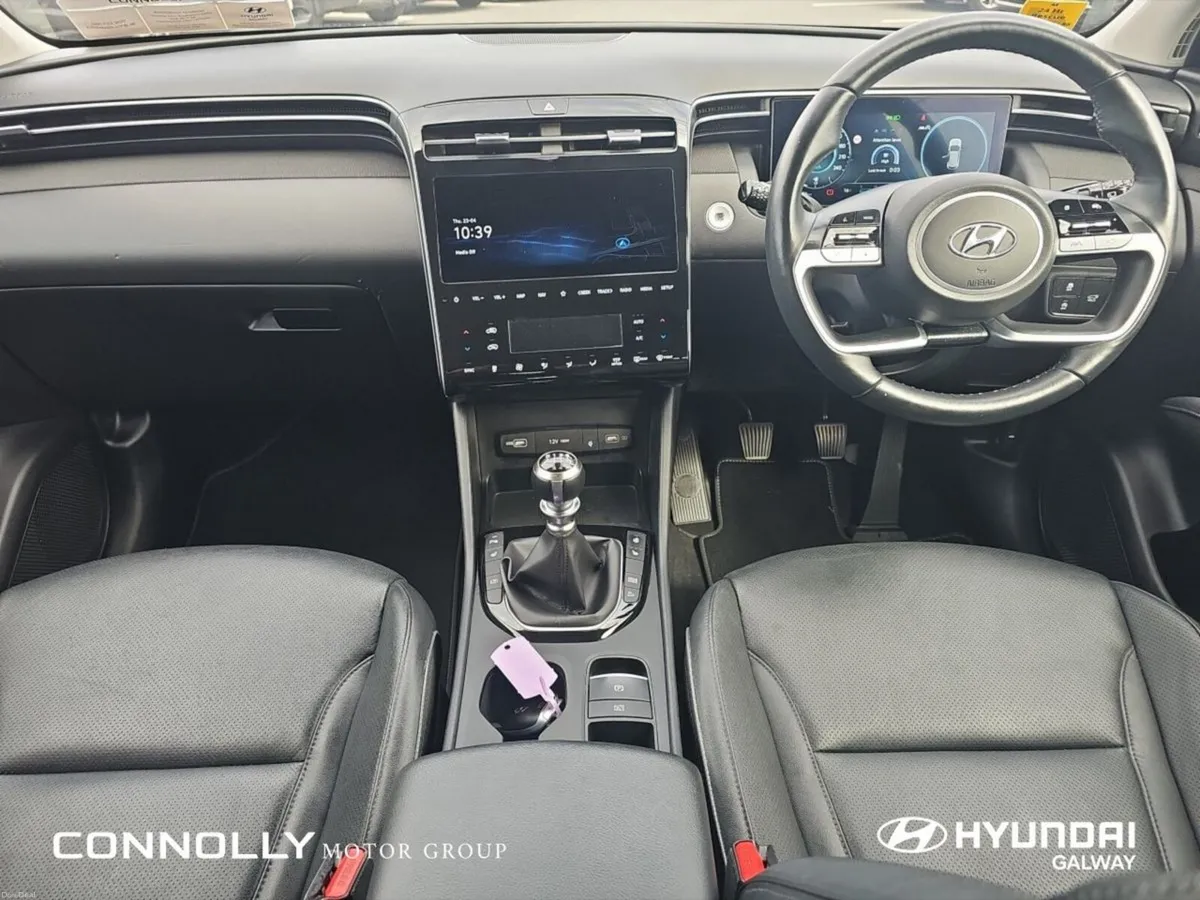Hyundai Tucson 2WD Executive Plus - Image 4