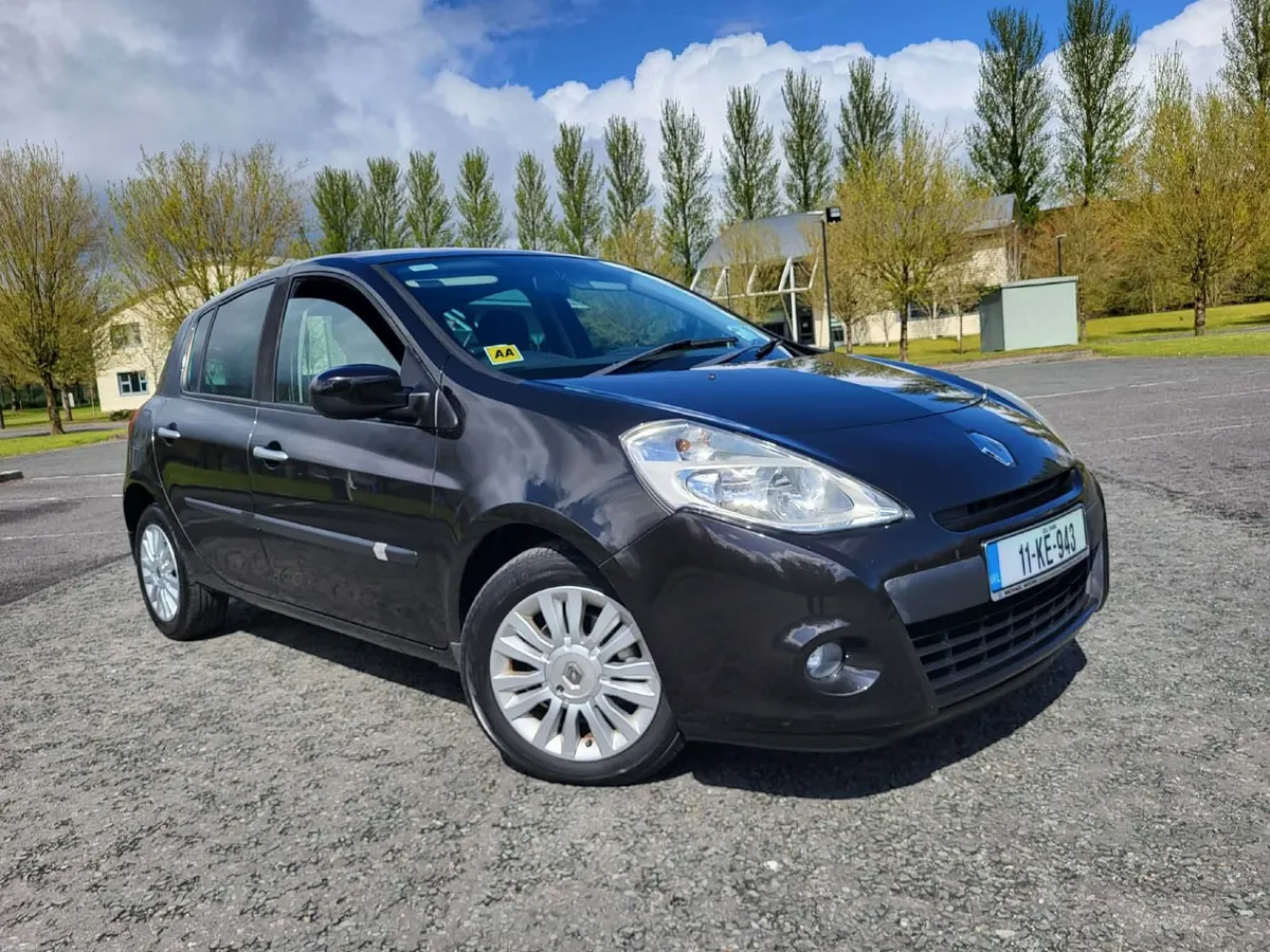 2011 Renault Clio 1.1i (Only 55,000mil, Fresh NCT) - Image 1