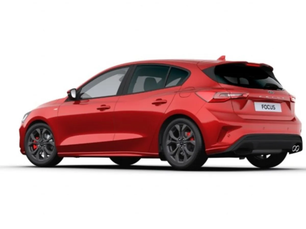 Ford Focus ST-Line 1.0L 125PS MHEV - Image 3
