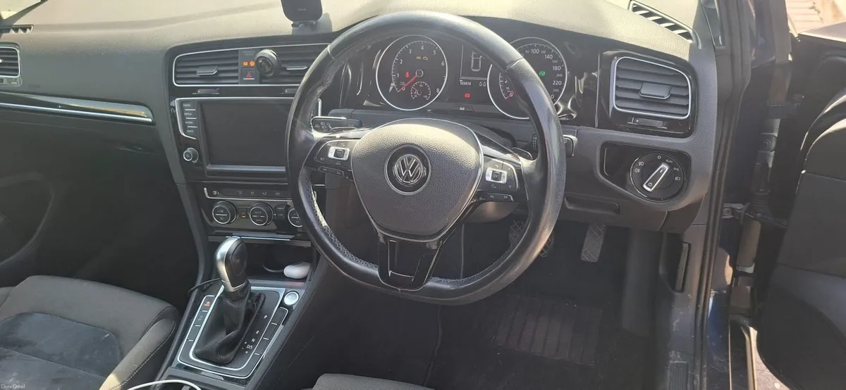 Volkswagen Golf 2014 - Image 2