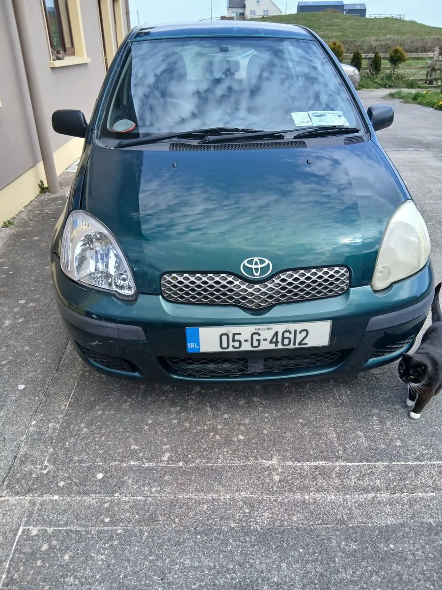 Toyota Yaris 2005 - Image 1