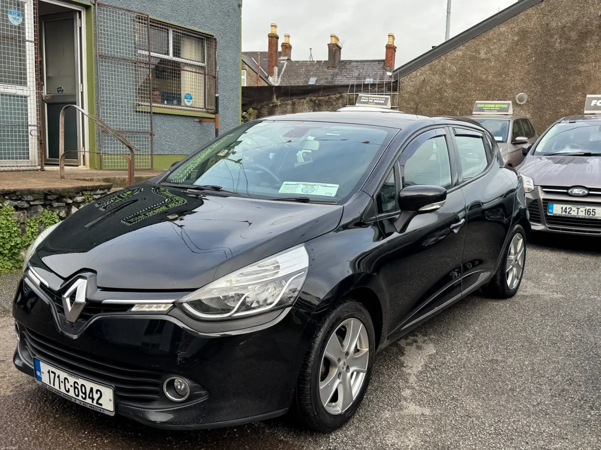 Renault Clio clean car - Image 4