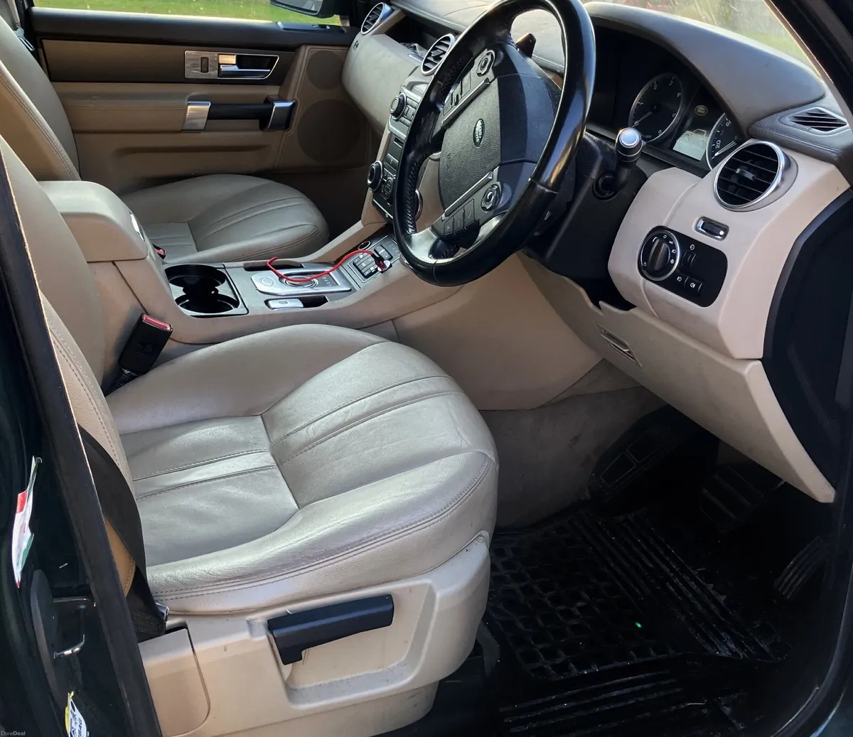 Land Rover Discovery 2013, 3 L, V6, 5 SEAT AUTO - Image 2