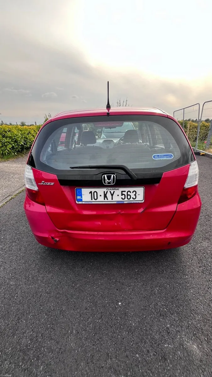 Honda Jazz 2010 - Image 2