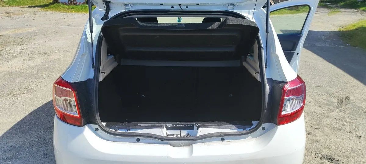 Dacia Sandero 2015 year - Image 2