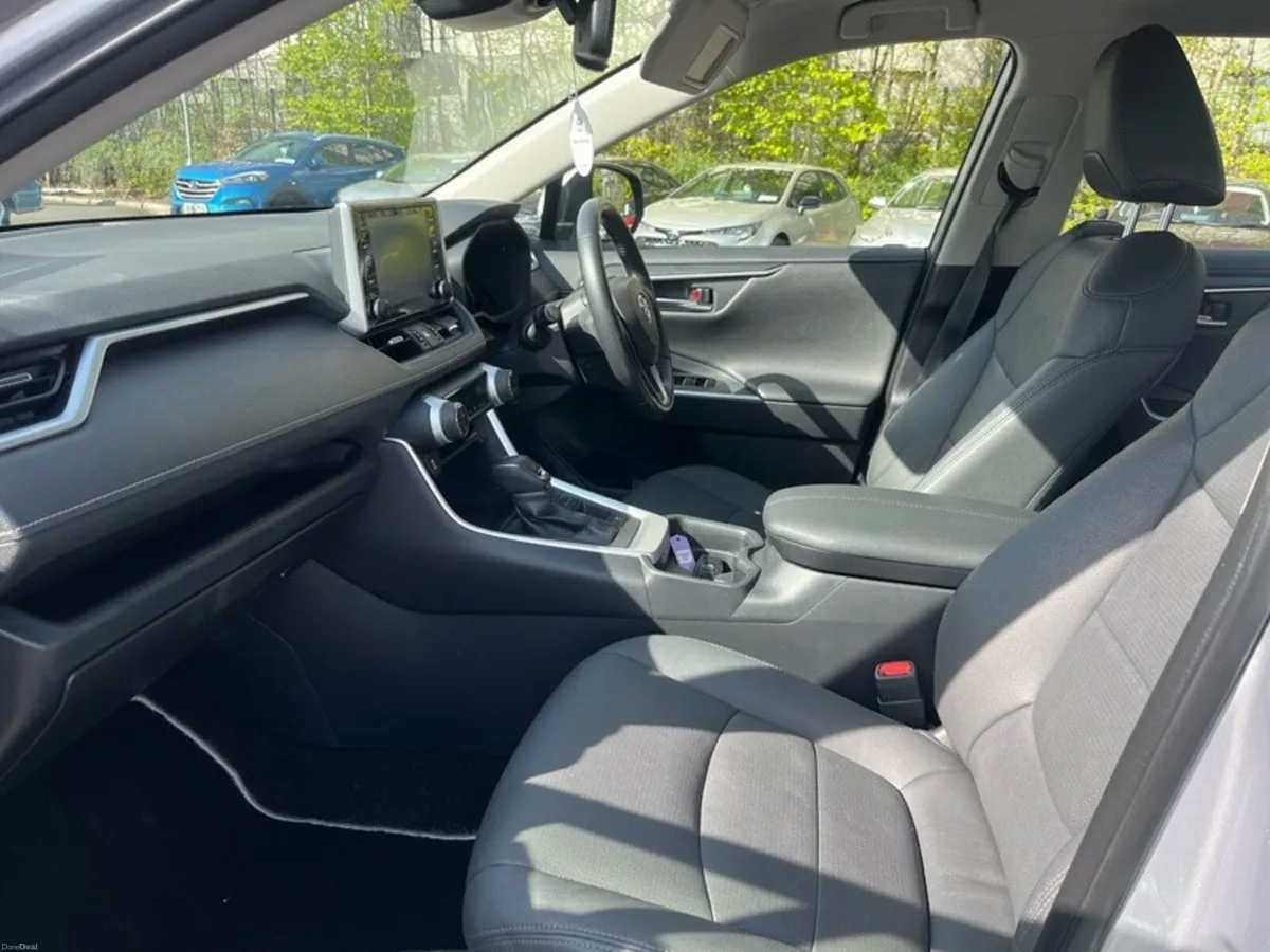 Toyota RAV4 RAV4 HYBRID LUNA - Image 6