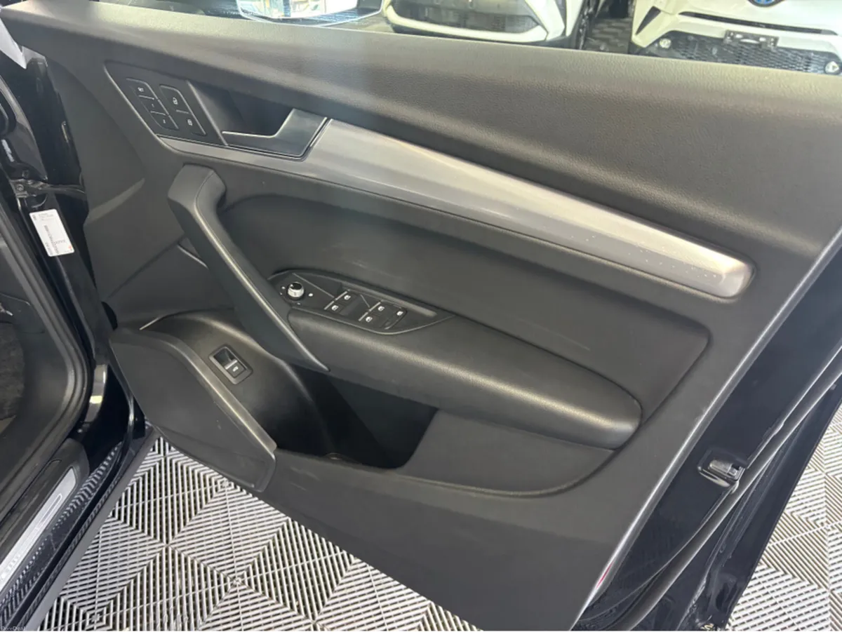 Audi Q5 AUDI Q5 2.0 TDI QUATTRO*BLACK LEATHER HEAT - Image 6