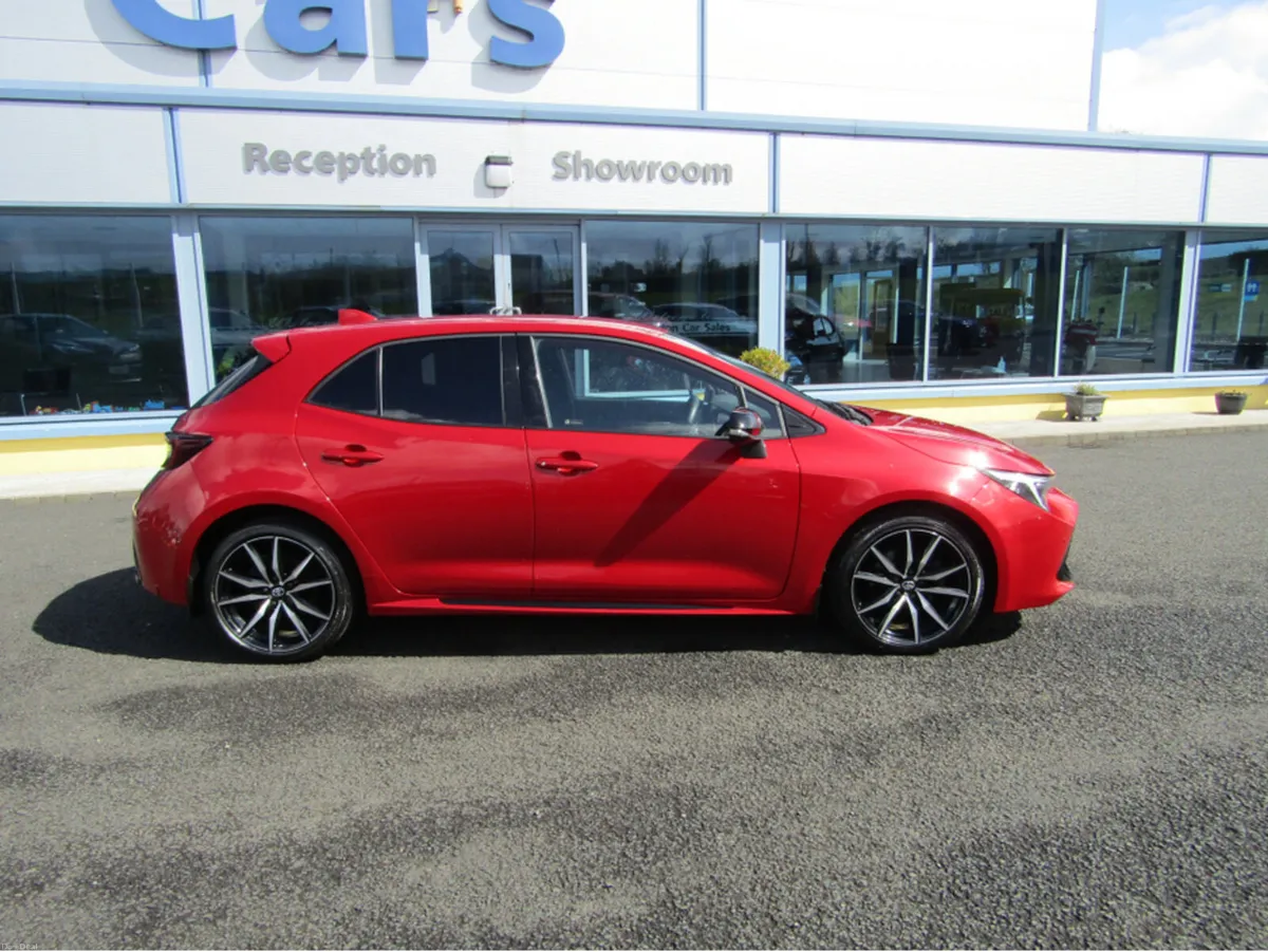 Toyota Corolla GR SPORT HEV CVT 200BHP - Image 3