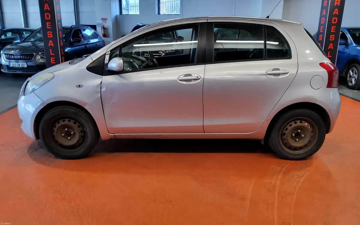 Toyota Yaris 2007 - Image 4