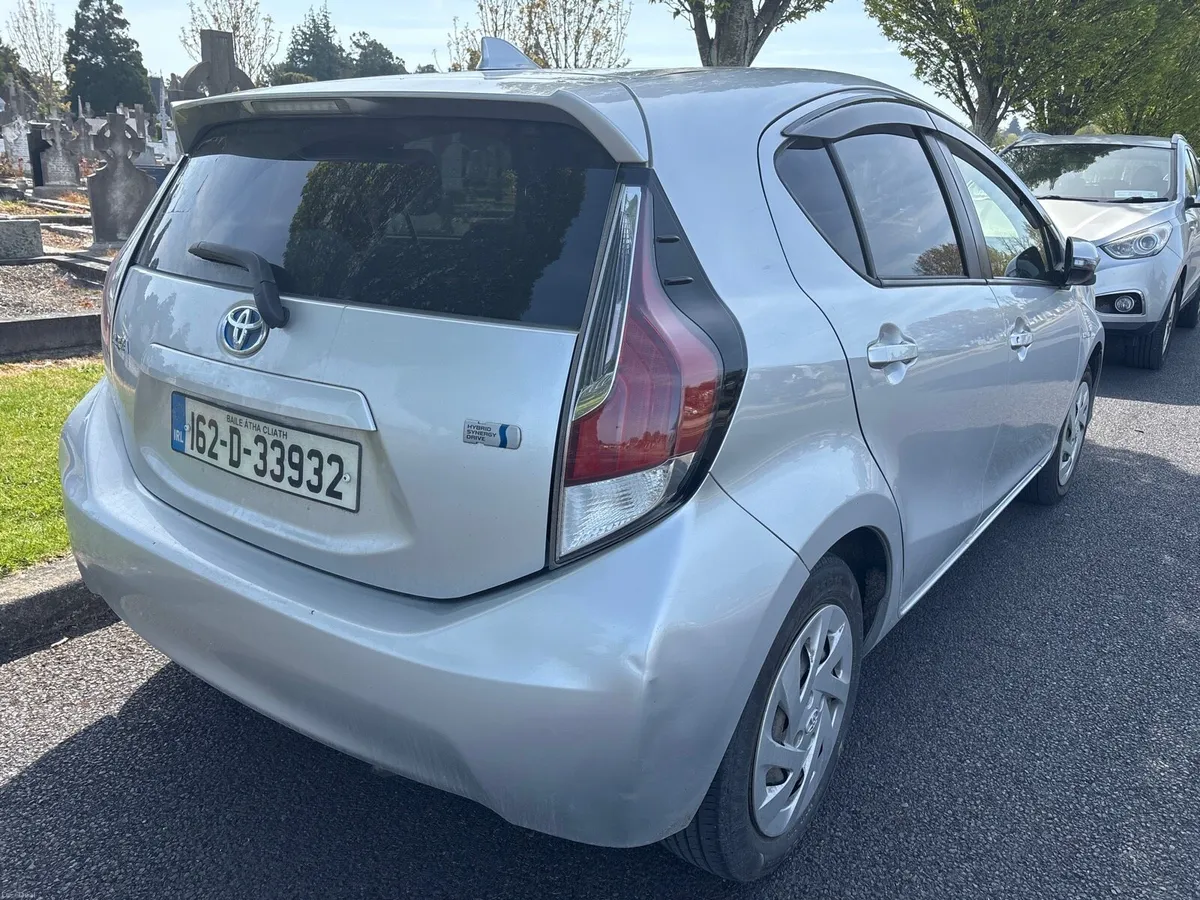 Toyota Aqua - Image 2