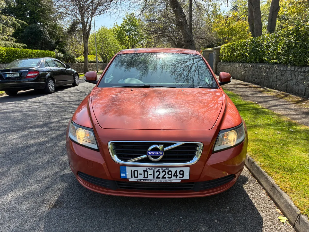Volvo S40 - TAX - NCT - FSH - Image 2