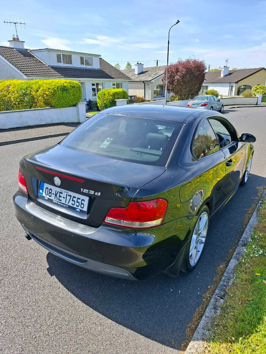 BMW 123D 2008 2.0 DIESEL - Image 4