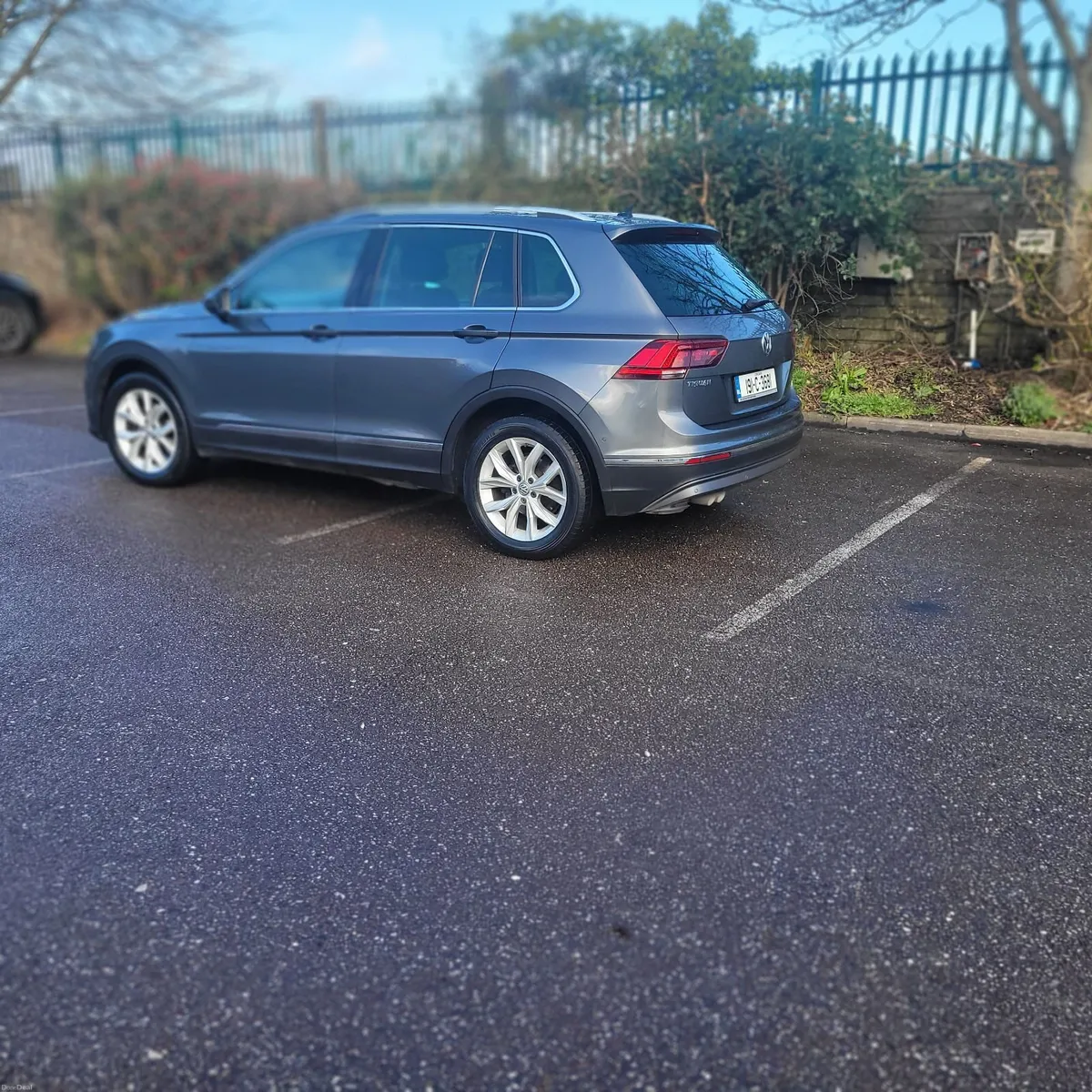 Volkswagen Tiguan 2019 - Image 2
