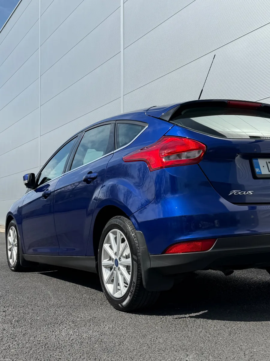 Ford Focus 2017  1.5 TDCi Titanium - Image 4