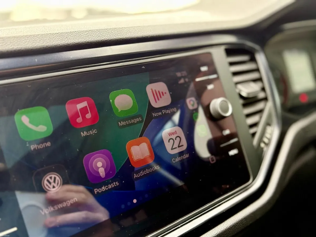 Volkswagen T Roc - Image 2