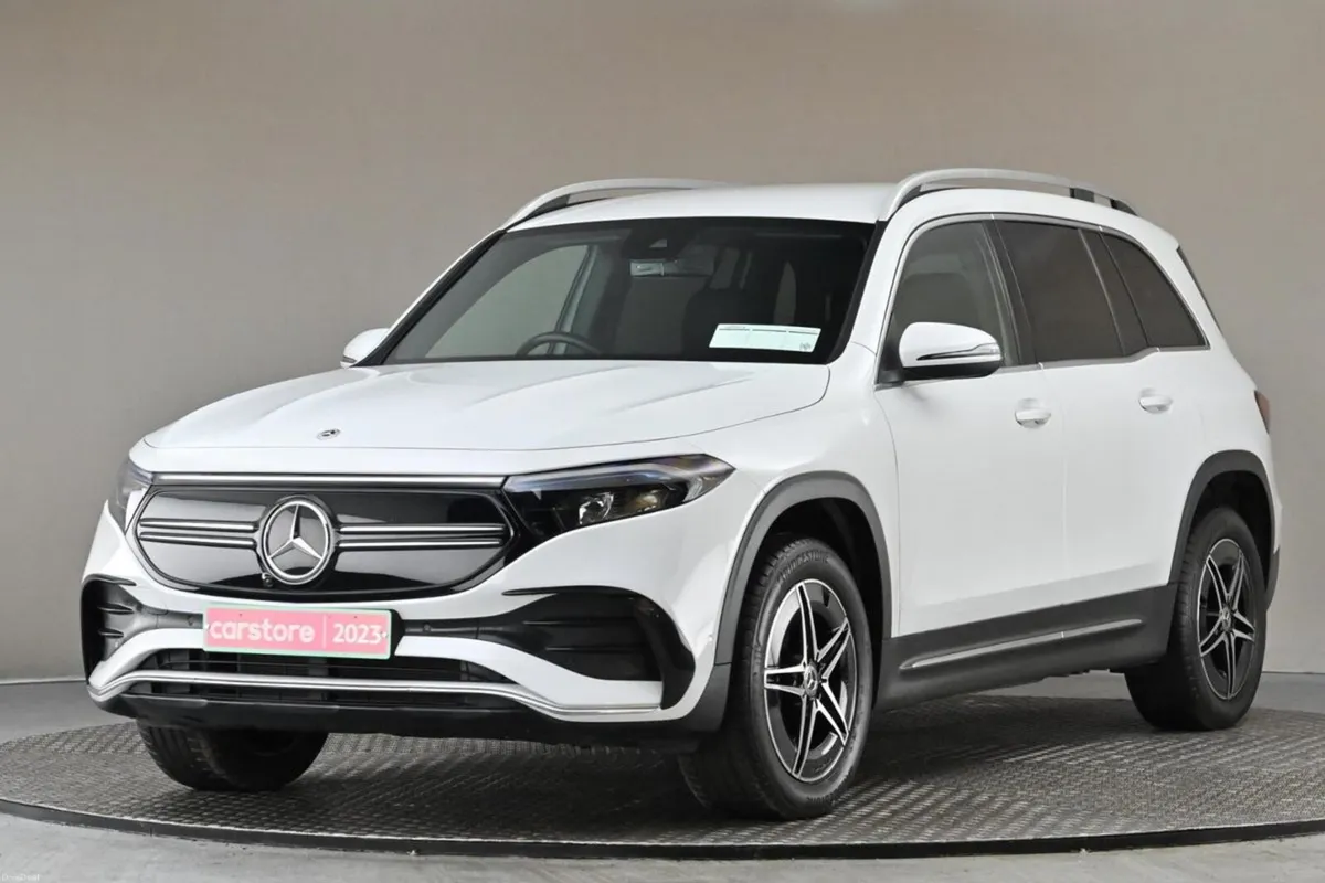 Mercedes-Benz 300 300 AMG LINE 4MATIC **LEATHER**7 - Image 3