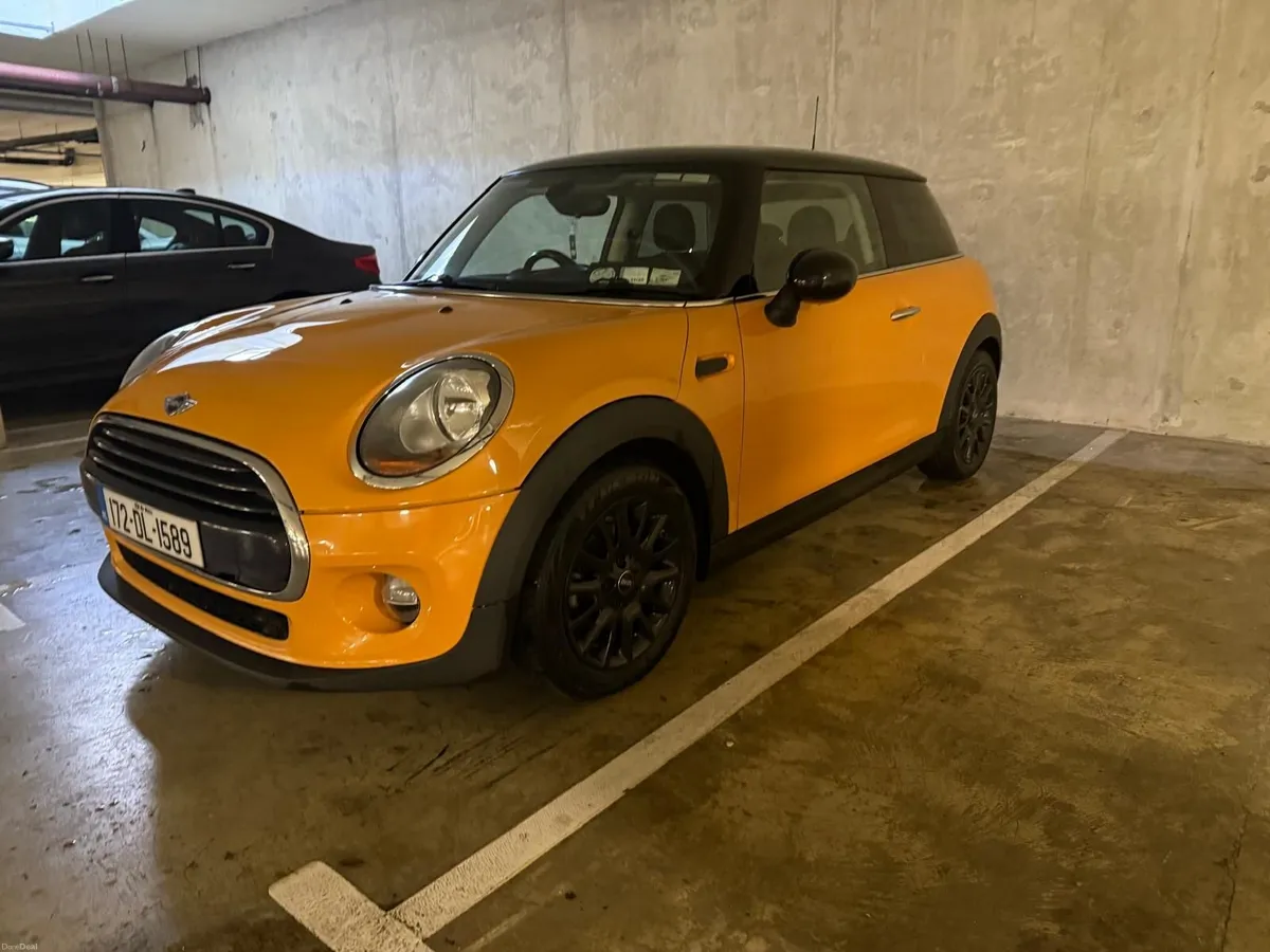 Mini Cooper D 2017- Automatic - One owner from new - Image 3