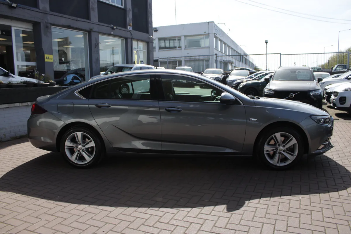 2019 OPEL INSIGINIA 5DR SALOON TURBO D SE AUTO - Image 3