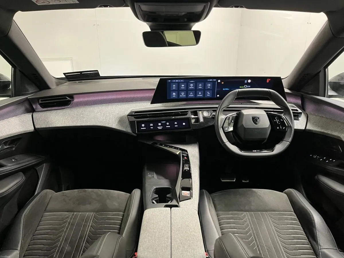 Peugeot 3008 GT EV 73kWh 210BHP - Reversing Camera - Image 4