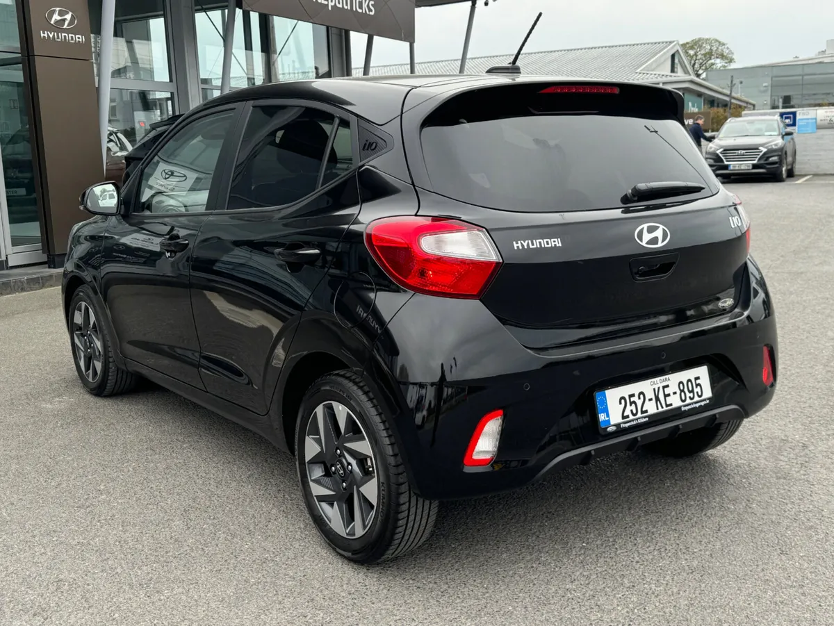 Hyundai i10 Deluxe Plus  - 2025 - Image 4