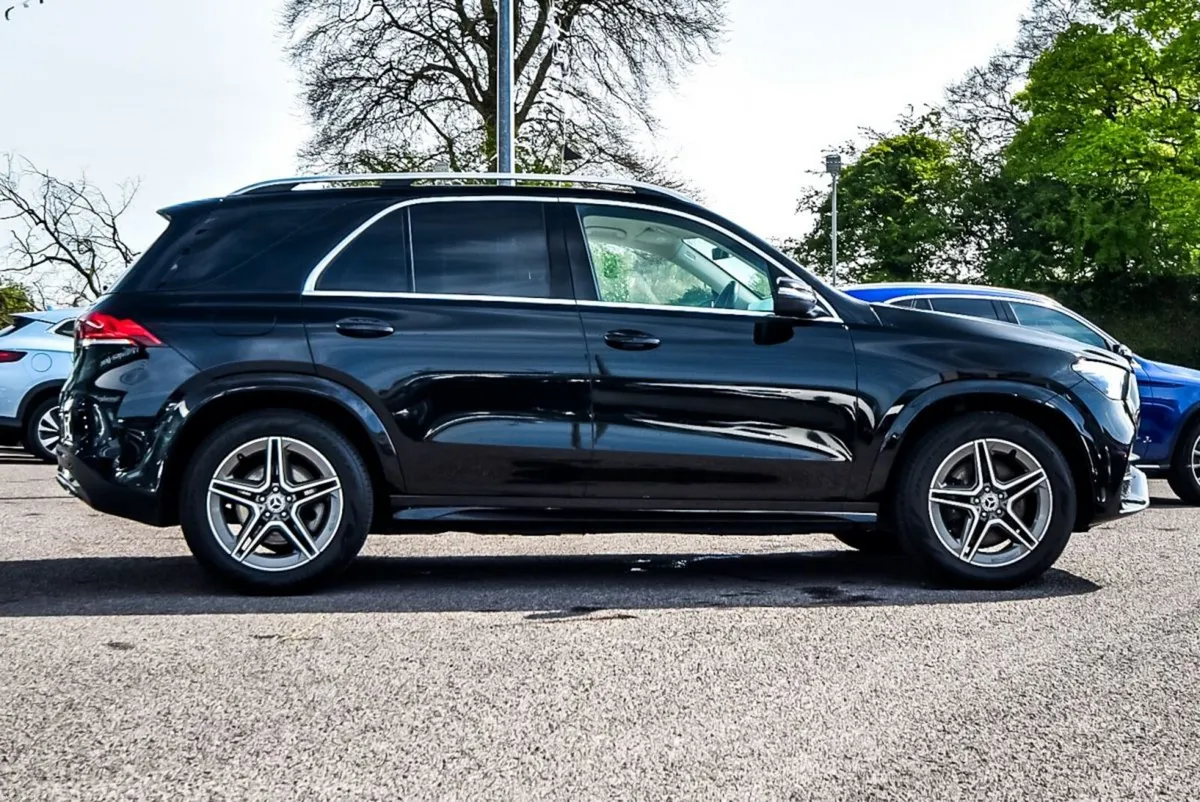 Mercedes-Benz GLE 7 Seat 300d AMG 245bhp 4Matic - Image 4