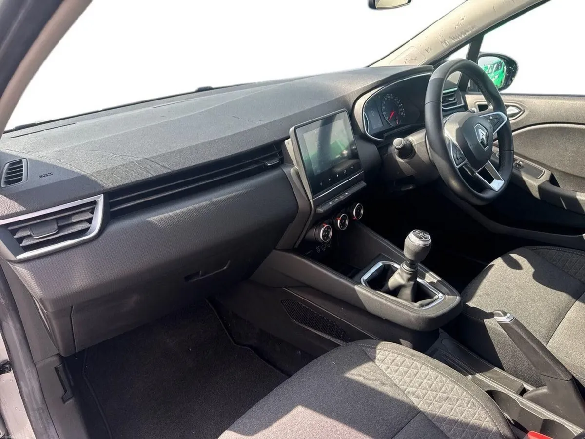 Renault Clio Dynamique TCe 100 MY19 - Image 5