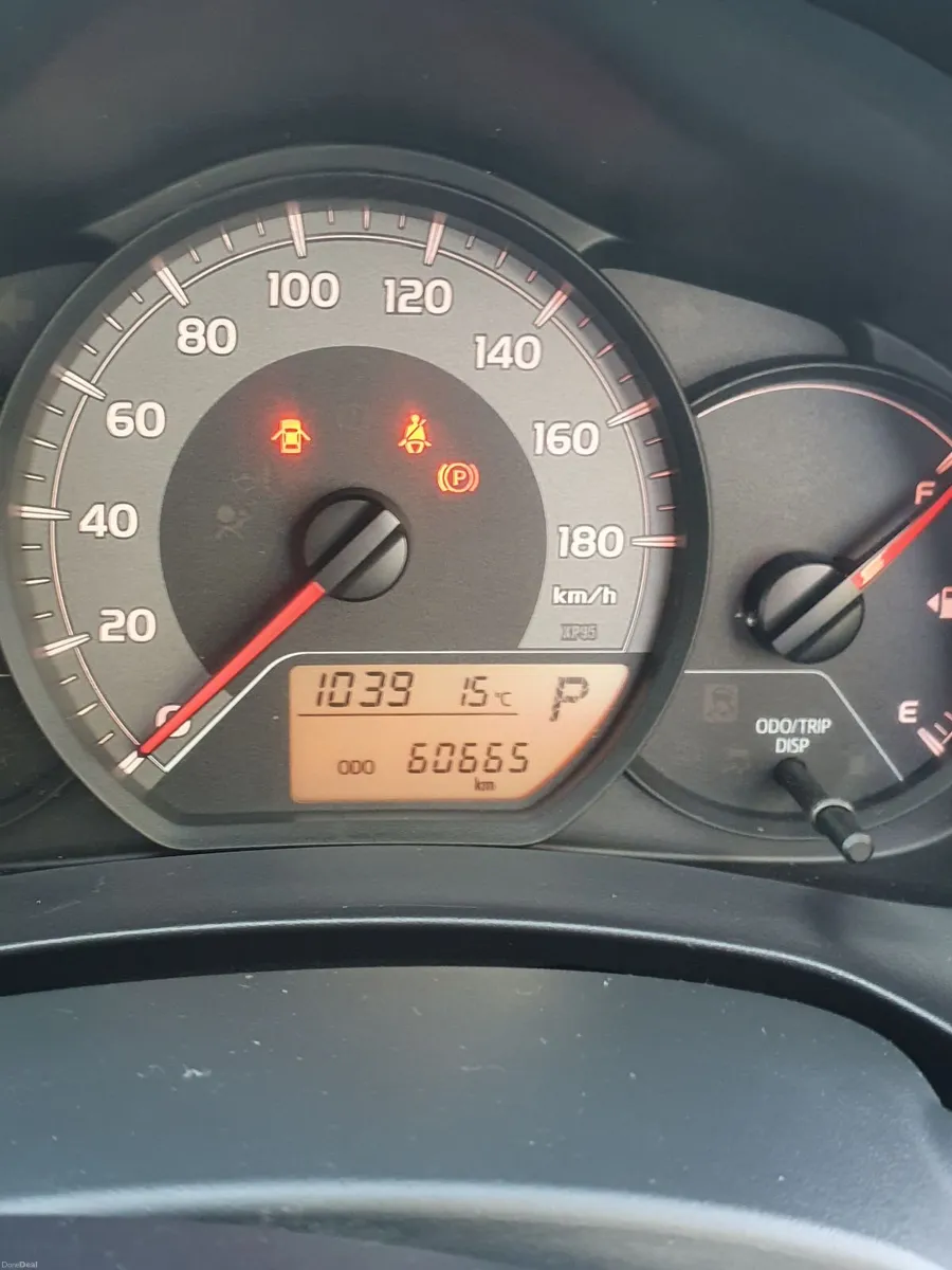 Toyota Vitz 2014 - Image 3