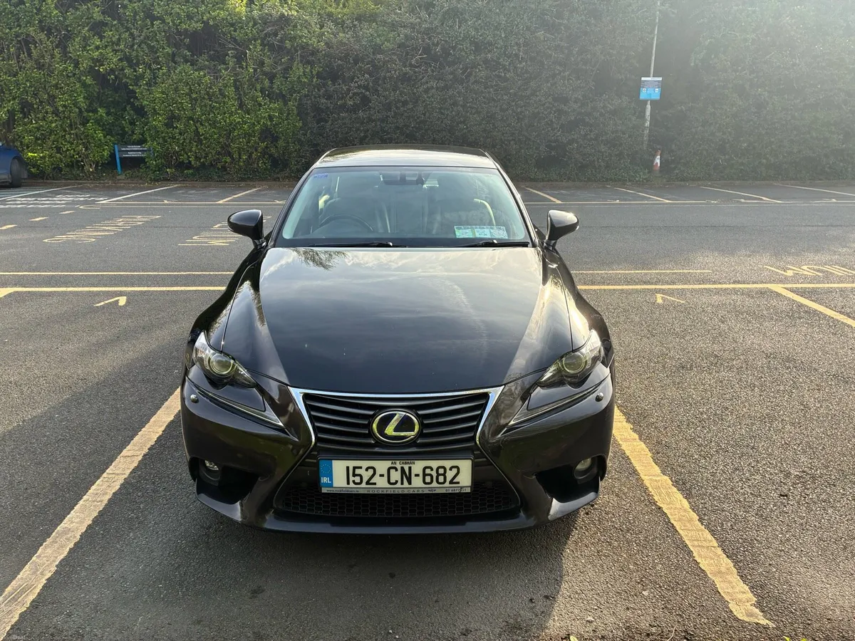 Lexus IS 300 - Image 4