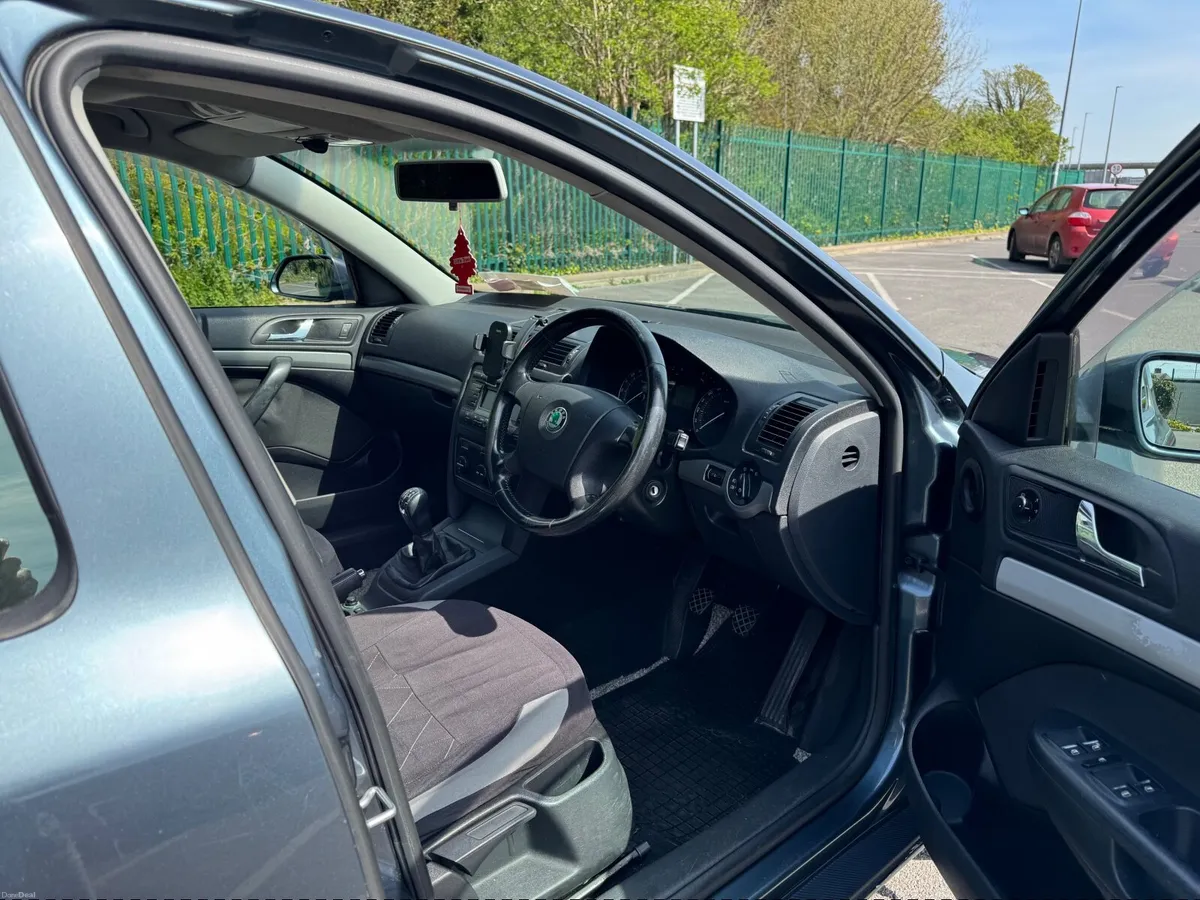 Skoda Octavia 2005 - Image 4