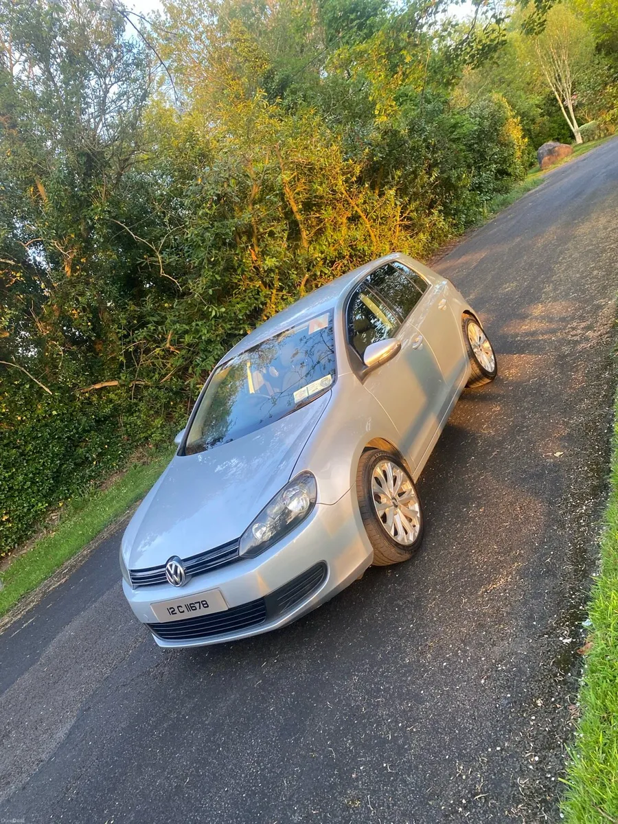 2012 Volkswagen Golf - Image 3