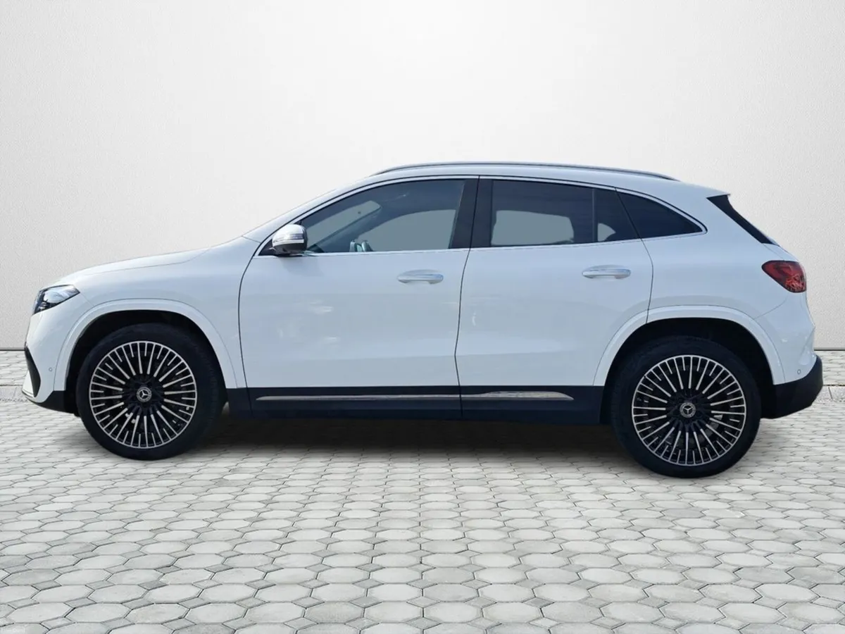Mercedes-Benz EQA 250+ Amg Line Premium  Auto Elec - Image 3