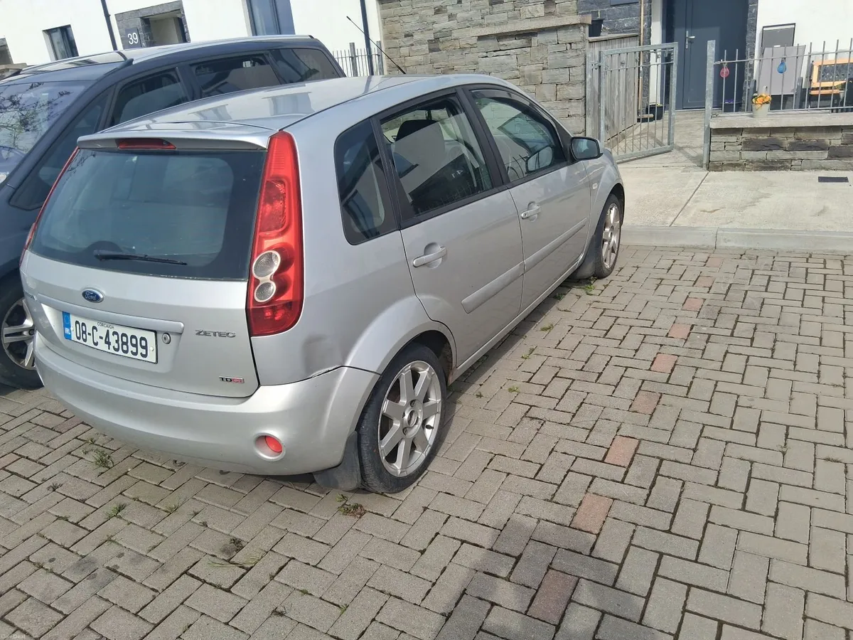 Ford Fiesta 2008 - Image 2