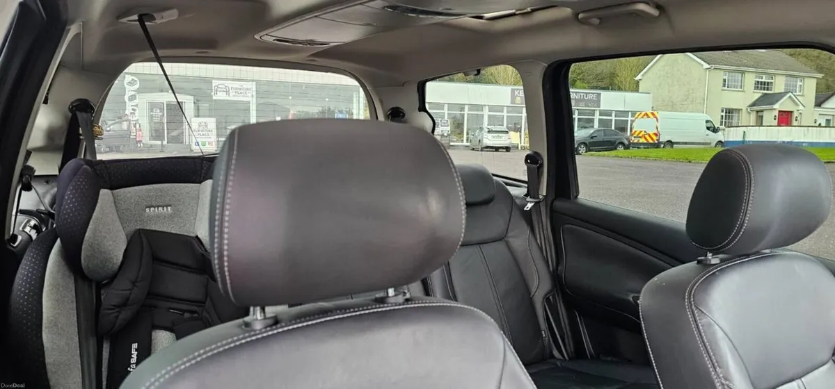 Ford Galaxy Titanium 7 seater low mileage - Image 3