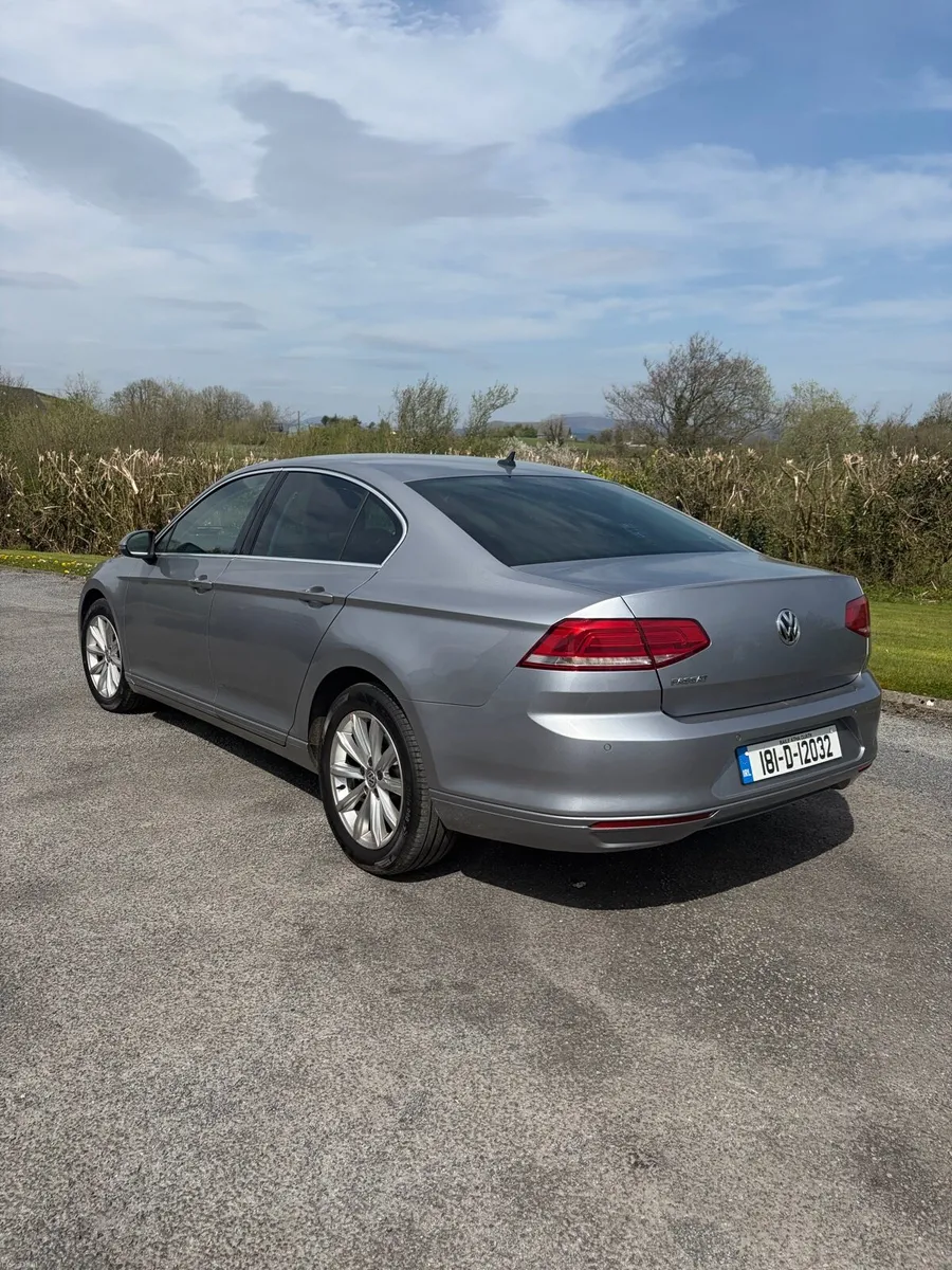 2018 Volkswagen Passat Comfortline - Image 2